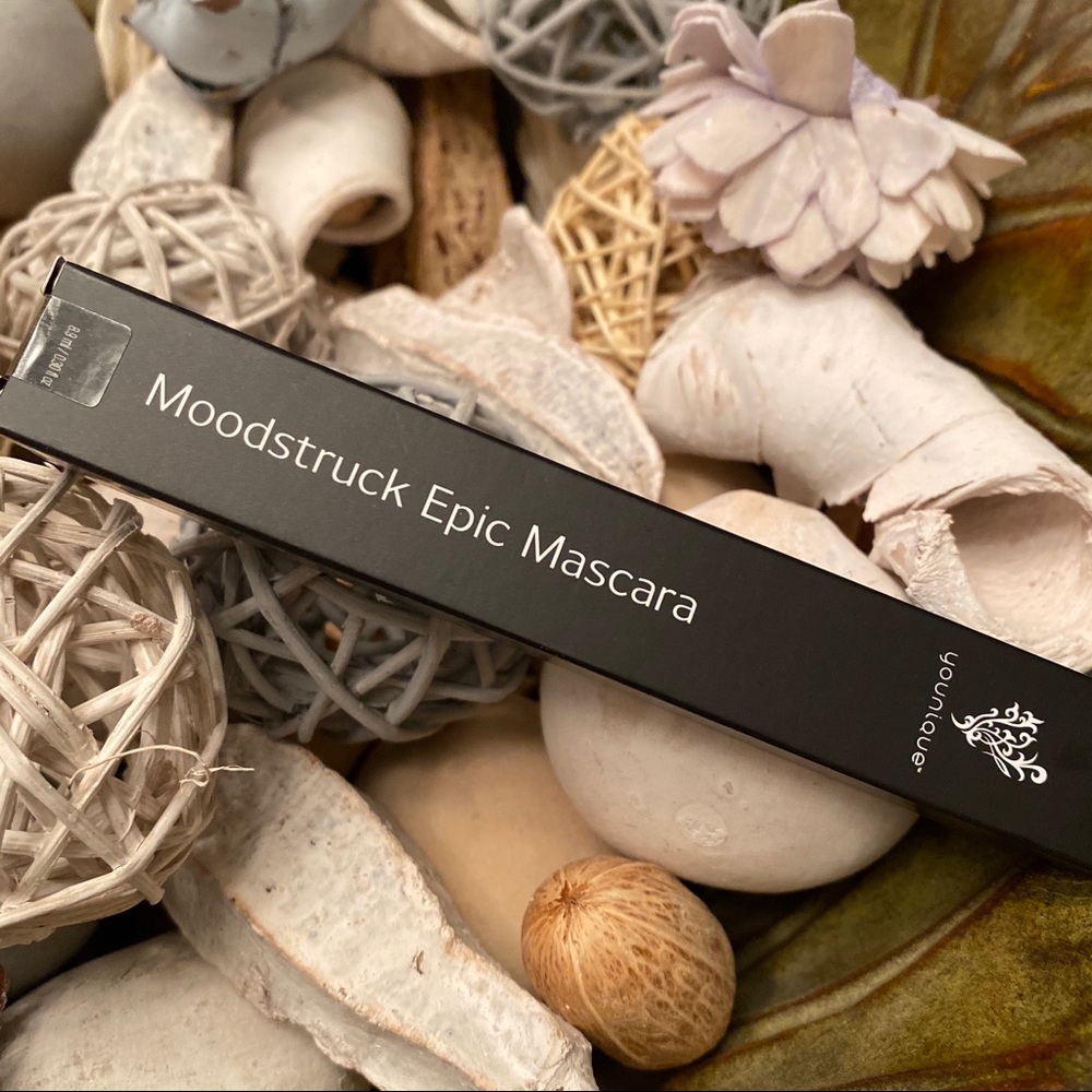 NEW IN BOX! Moodstruck Epic Mascara